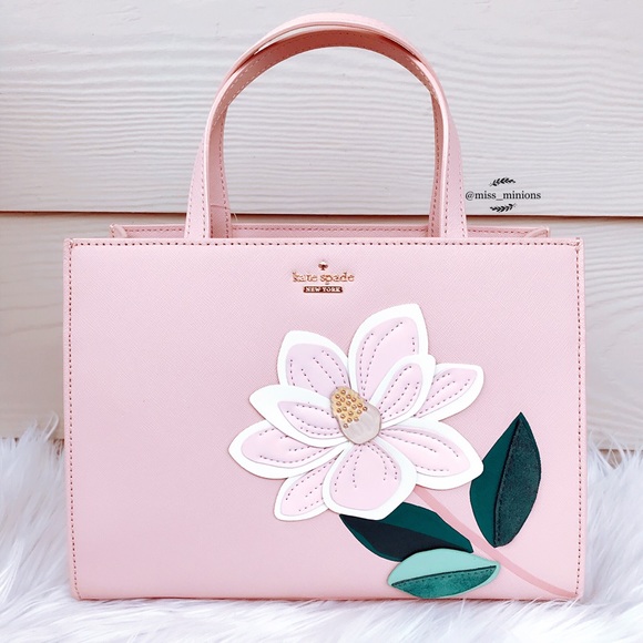 kate spade Handbags - 🌸Kate Spade Swamped Magnolia Sam Bag🌸